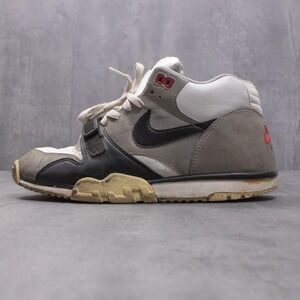 Vintage VTG Y2K 2002 Nike Air Trainer 1 Retro Old School White Sneakers
